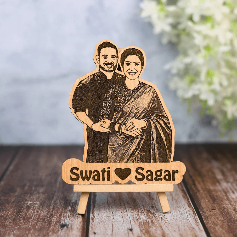 Cutest Couple Engraved Photo Standy